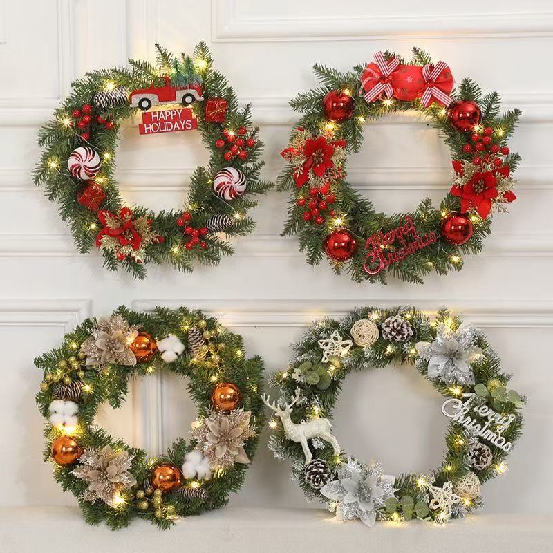 🎄 Classic Christmas Wreath - Traditional Evergreen Decoration with Pine Cones & Berries