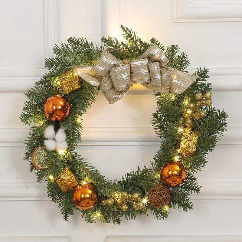 🎄 Classic Christmas Wreath - Traditional Evergreen Decoration with Pine Cones & Berries